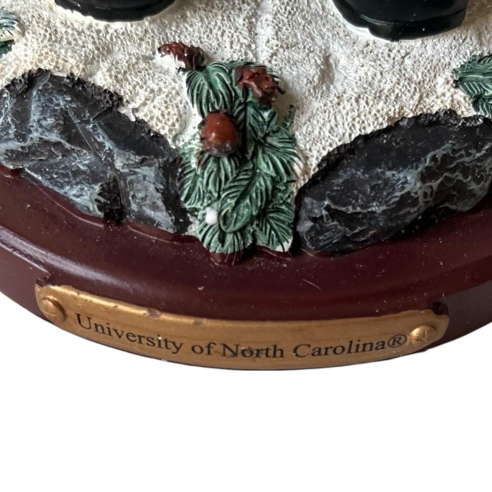 Memory Company Carolina Tar heels #1 Santa Limited Ed. Christmas Figurine Vtg - Picture 4 of 12